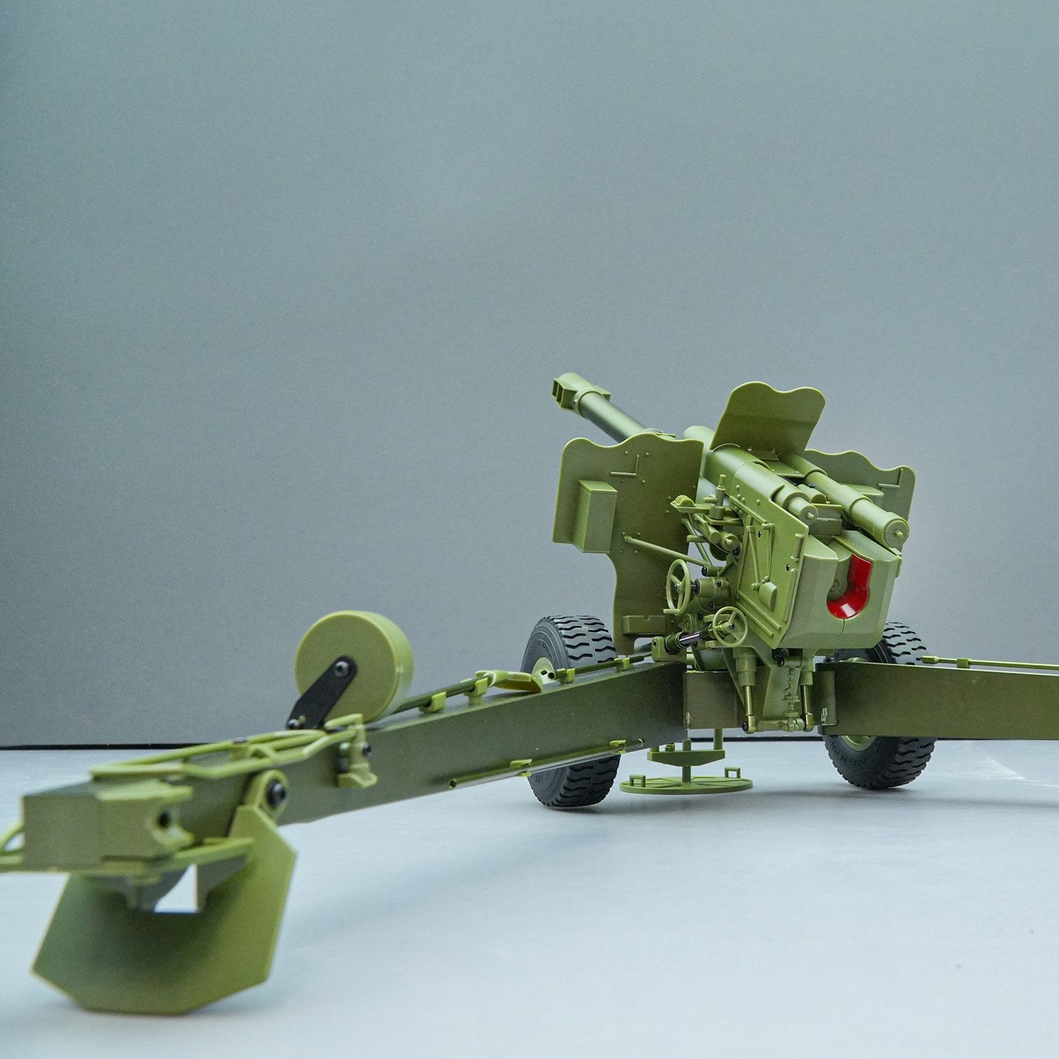 Rlaarlo RC Car Rlaarlo HongYan 152mm Howitzer Towed Gun Model