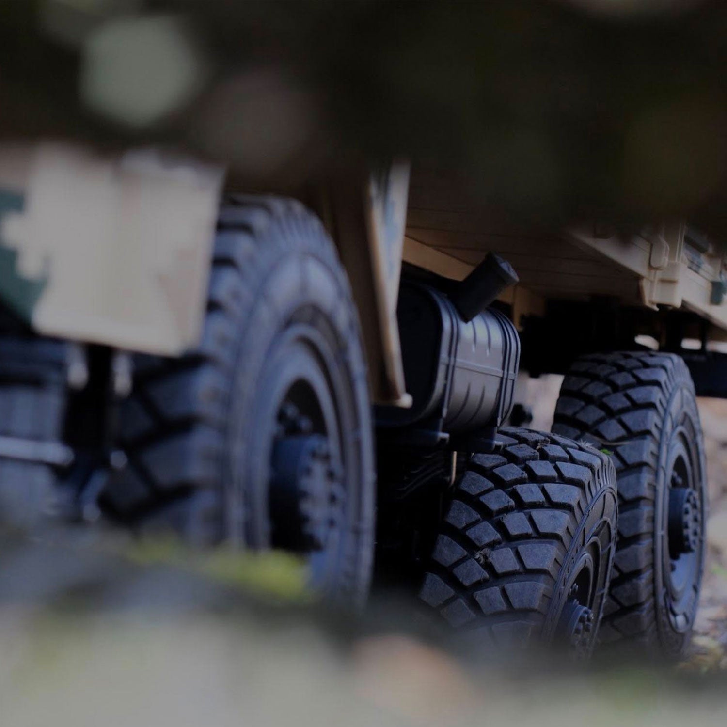 Rlaarlo RC Car Rlaarlo 1/10 Scale RTR 6X6 Brushless RC Military Trucks HongYan HY6